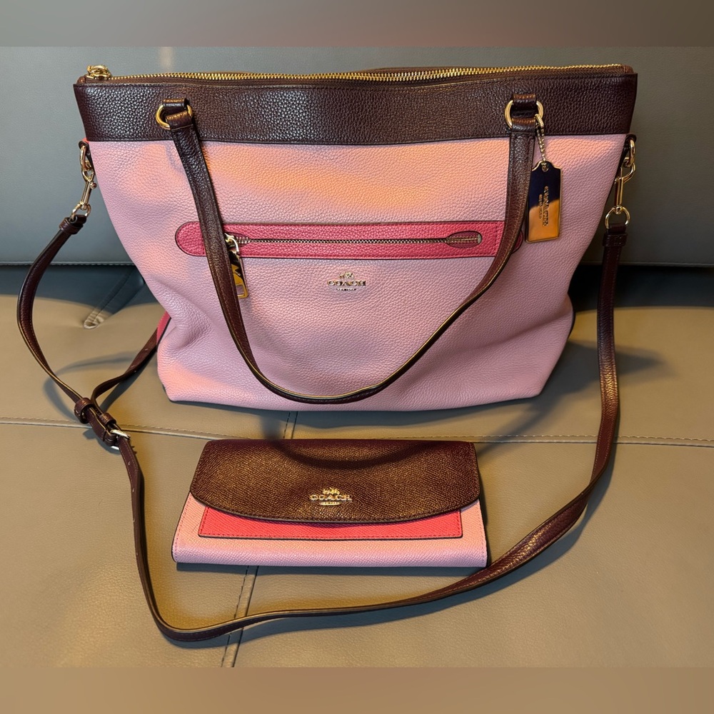 Coach Tricolor Crossbody Bag & Matching Wallet